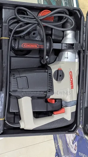 Crown Heavy Rotary Hammer Drill 1050w 32mm
High Quality Professional