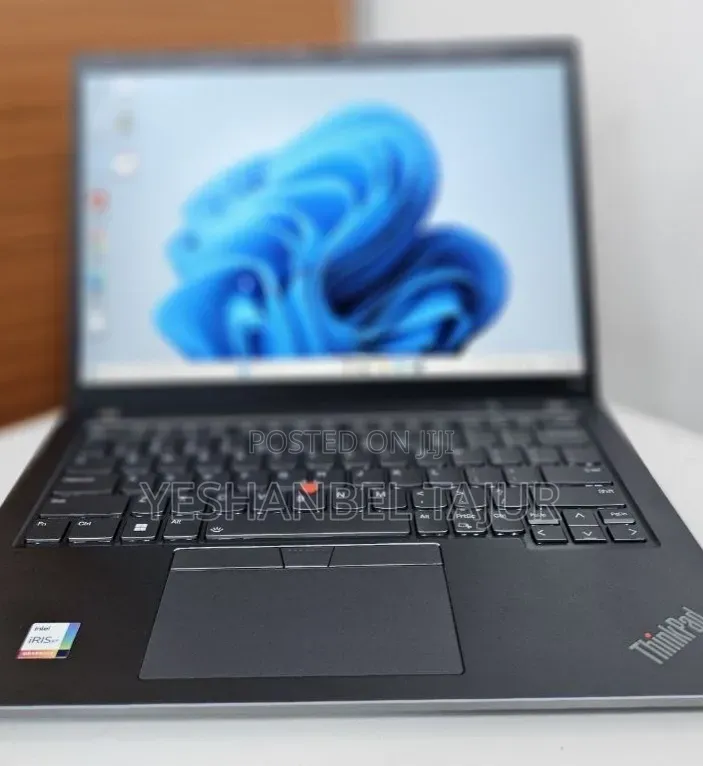 New Laptop Lenovo ThinkPad X1 Yoga 16GB Intel Core i7 SSD 512GB