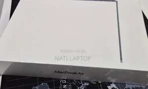 New Laptop Apple MacBook Air 2022 M2 8GB Apple M2 SSD 256GB