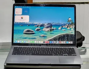 New Laptop Apple MacBook Air 2020 M1 8GB Intel Core i7 SSD 256GB