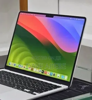 New Laptop Apple MacBook Air 2022 M2 16GB Apple M2 SSD 512GB