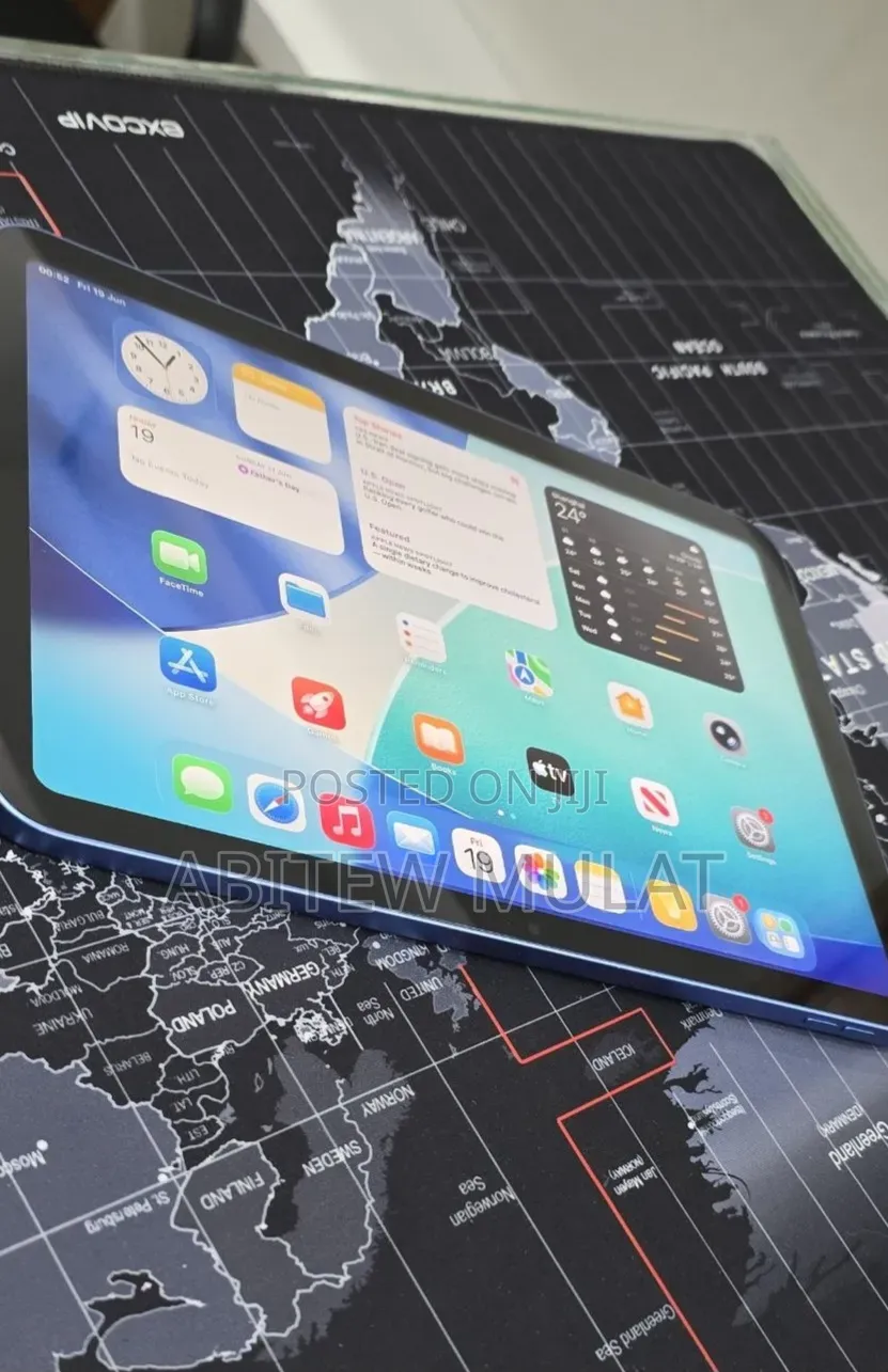 New Apple iPad (2025) 128 GB Blue