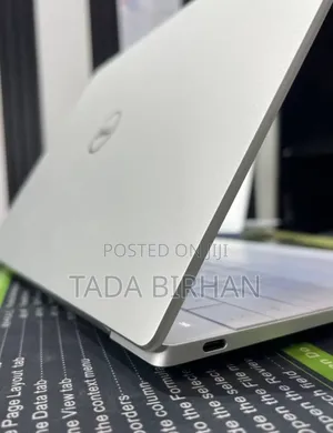 New Laptop Dell XPS 13 32GB Intel Core i7 SSD 512GB