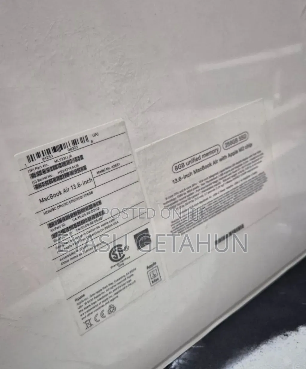 New Laptop Apple MacBook Air 2022 M2 8GB Apple M2 SSD 256GB