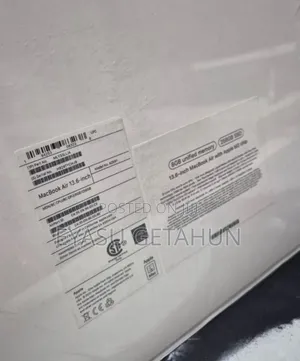 New Laptop Apple MacBook Air 2022 M2 8GB Apple M2 SSD 256GB