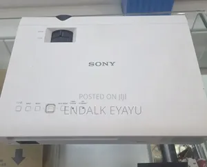 Sony Projector VPL-Dx100