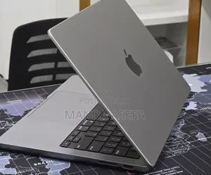 New Laptop Apple MacBook Pro 2023 M3 8GB Apple M3 SSD 512GB