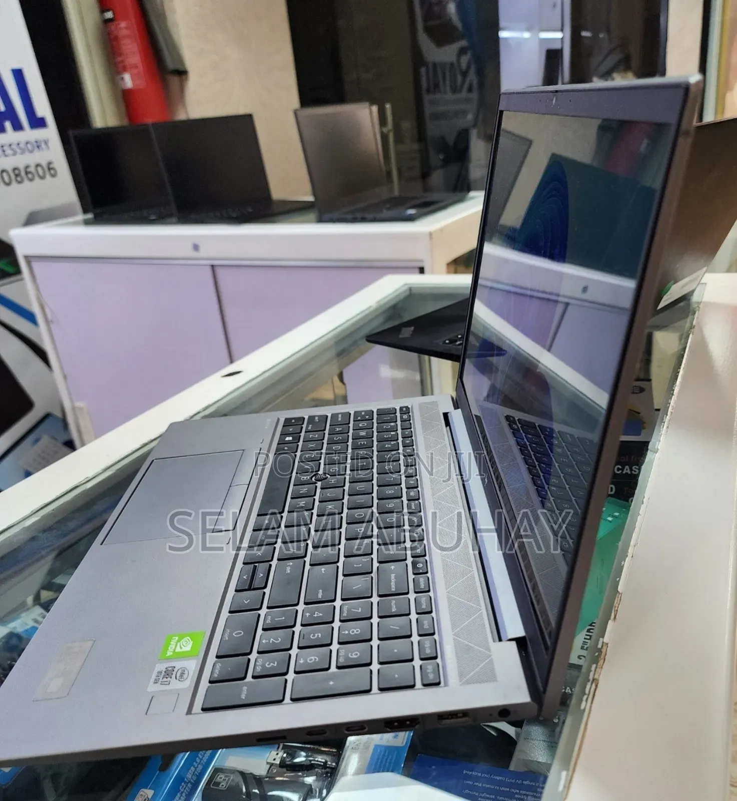 New Laptop HP ZBook Studio 16GB Intel Core i7 SSD 512GB