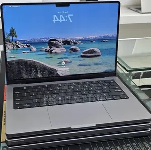 New Laptop Apple MacBook Pro 2021 M1 16GB Apple M1 Pro SSD 512GB