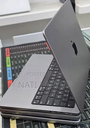 New Laptop Apple MacBook Pro 2021 M1 16GB Apple M1 Pro SSD 512GB