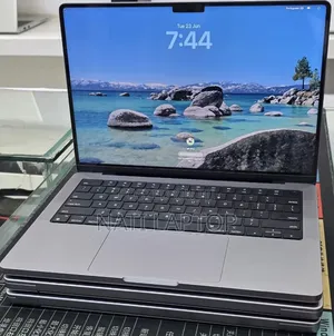 New Laptop Apple MacBook Pro 2021 M1 16GB Apple M1 Pro SSD 512GB
