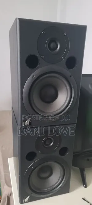 Studio Monitor