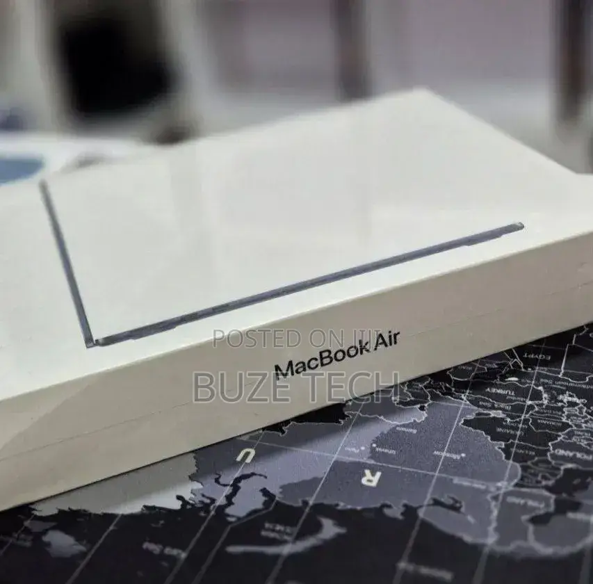 New Laptop Apple MacBook Air 2022 M2 8GB Apple M2 SSD 256GB