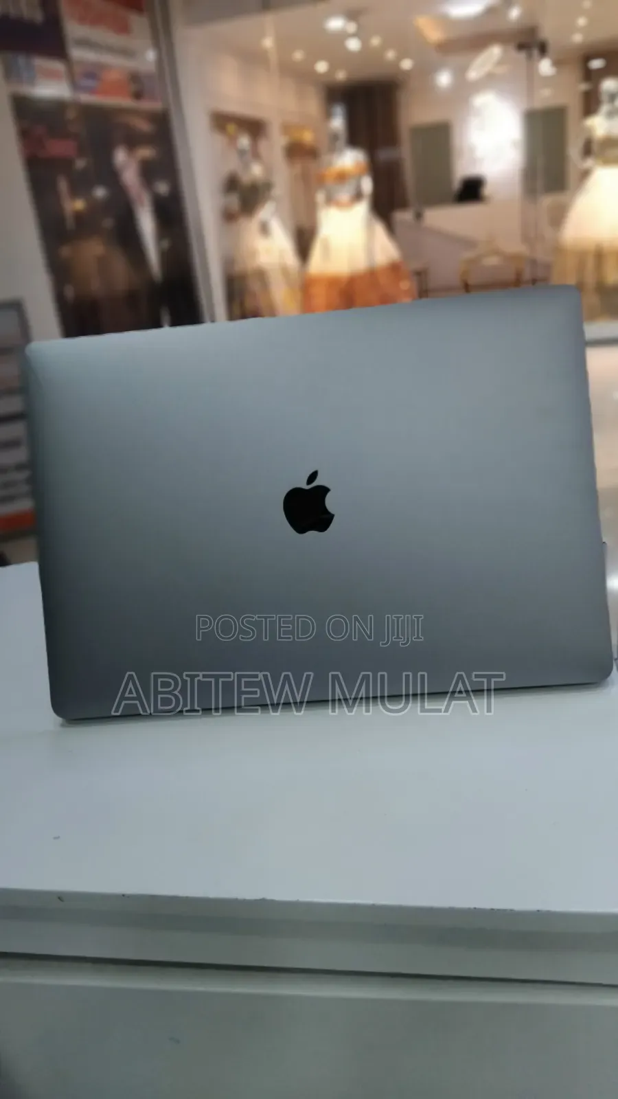 New Laptop Apple MacBook Pro 2017 16GB Intel Core i7 SSD 512GB