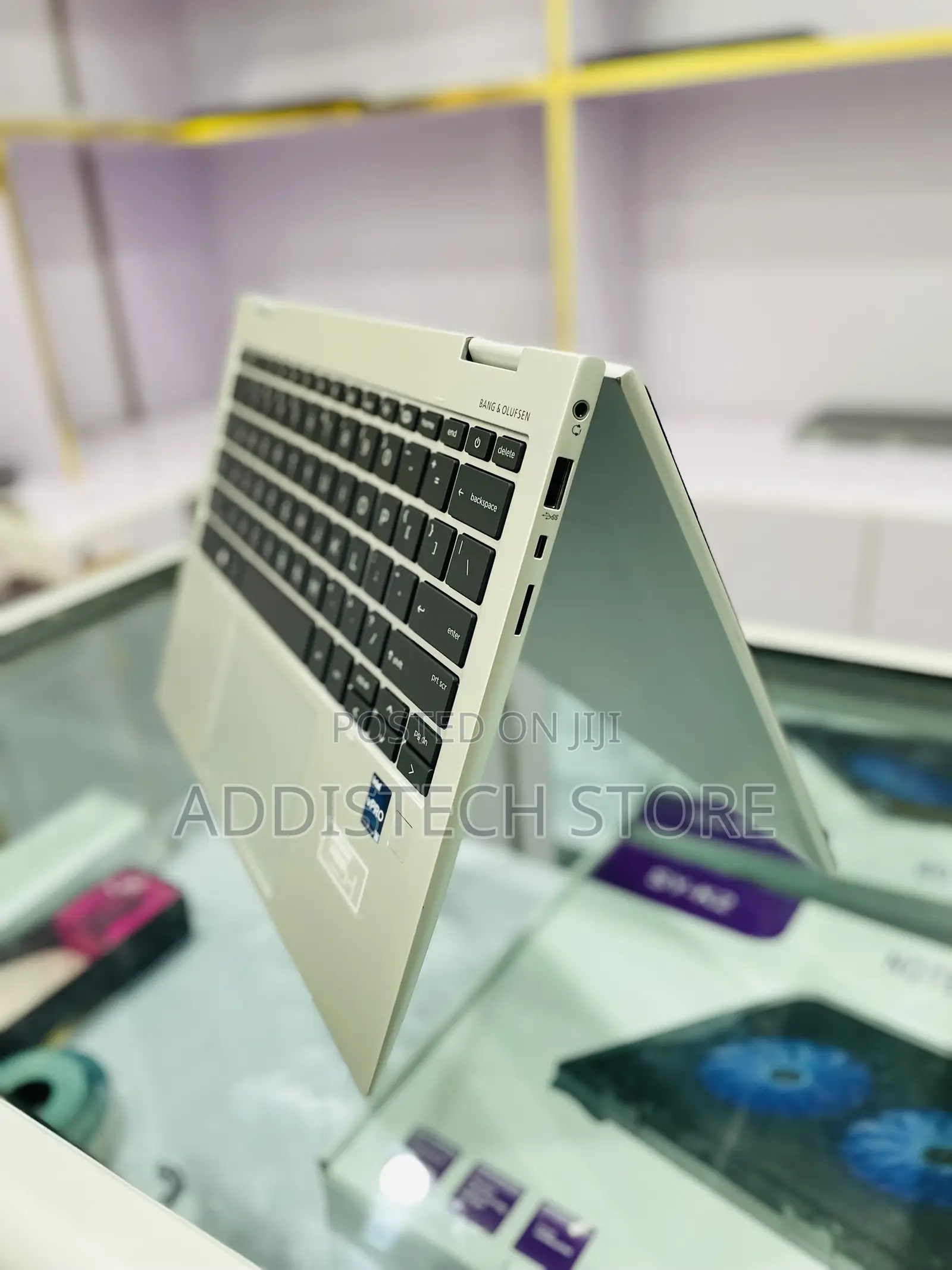 New Laptop HP EliteBook 830 G9 16GB Intel Core i5 SSD 512GB