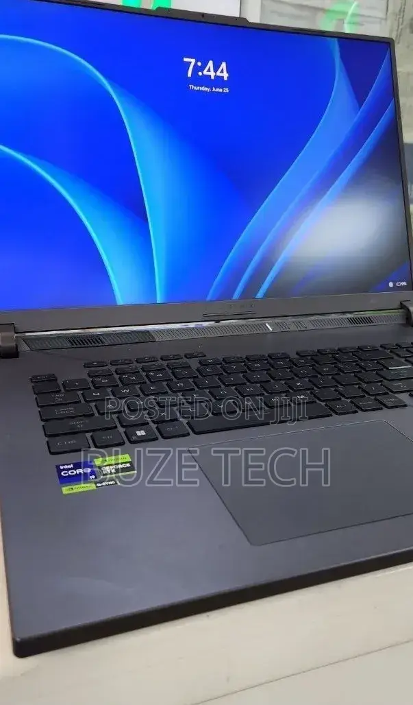 New Laptop Asus ROG Strix G16 G614 32GB Intel Core i9 SSD 2T
