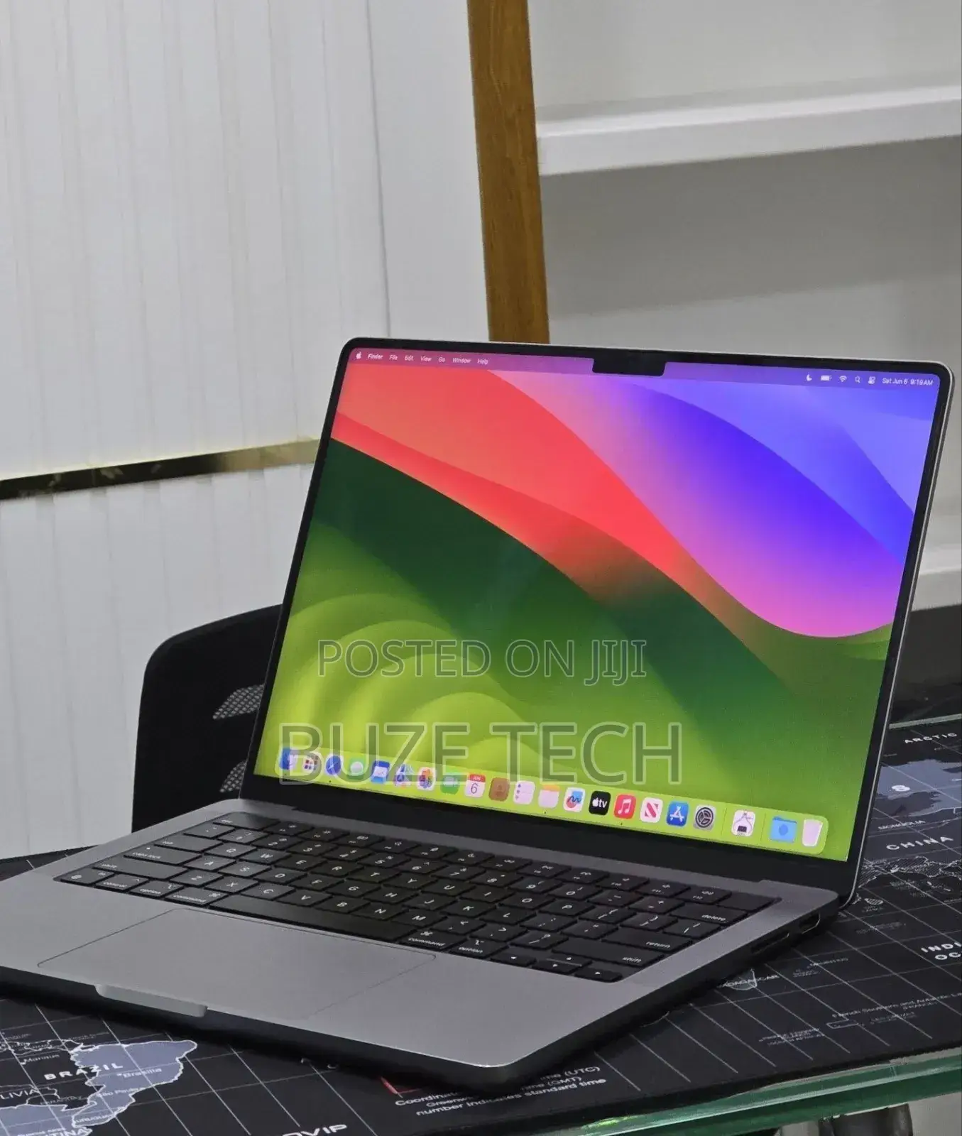 New Laptop Apple MacBook Pro 2023 M3 8GB Apple M3 Pro SSD 512GB