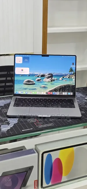 New Laptop Apple MacBook Pro 2021 M1 32GB Apple M1 Pro SSD 512GB