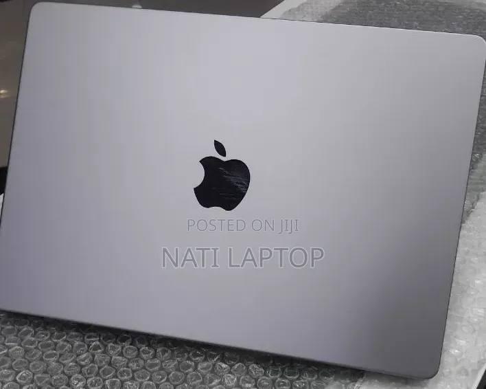 New Laptop Apple MacBook Pro 2021 M1 32GB Apple M1 Pro SSD 512GB