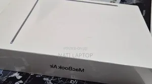 New Laptop Apple MacBook Air 2022 M2 8GB Apple M2 SSD 256GB