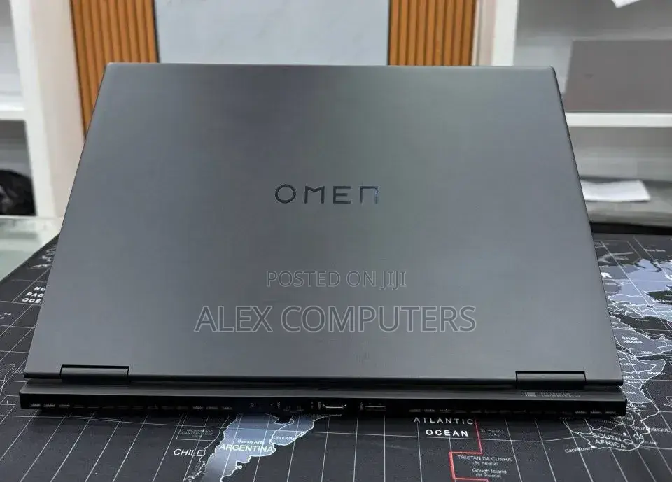 New Laptop HP Omen 16 16GB Intel Core i9 SSD 1T