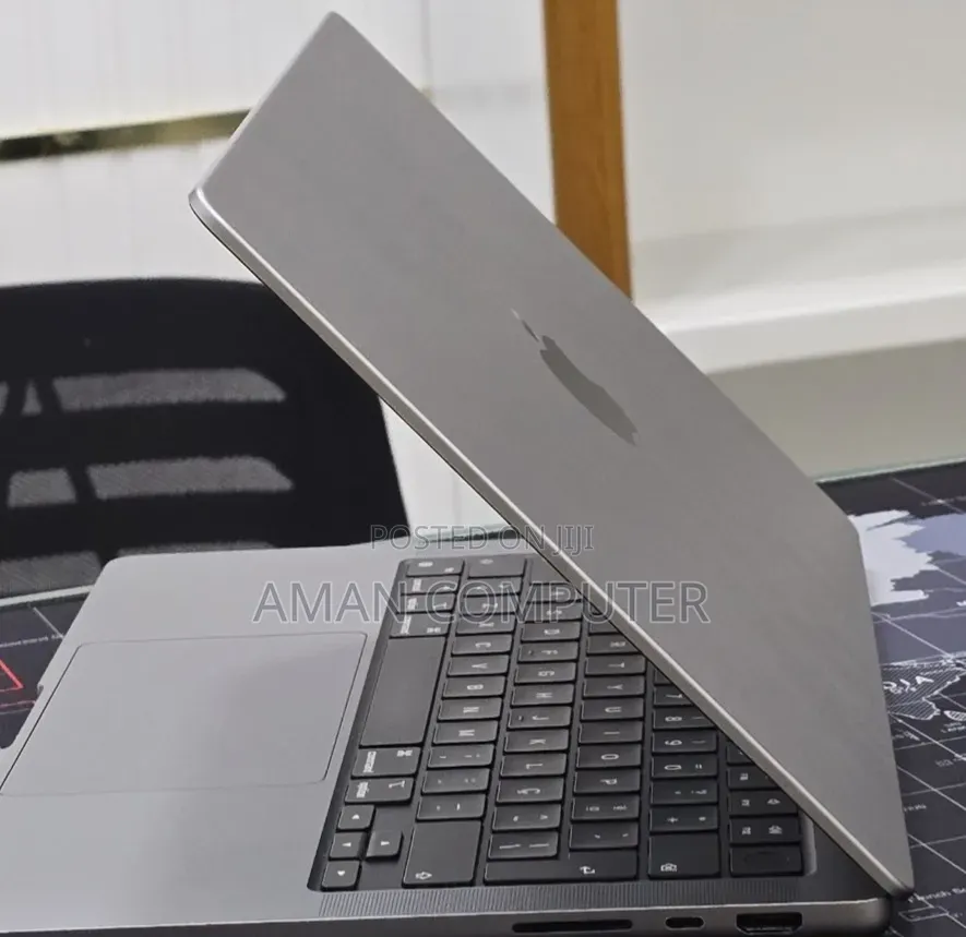New Laptop Apple MacBook Pro 2021 M1 32GB Apple M1 SSD 512GB