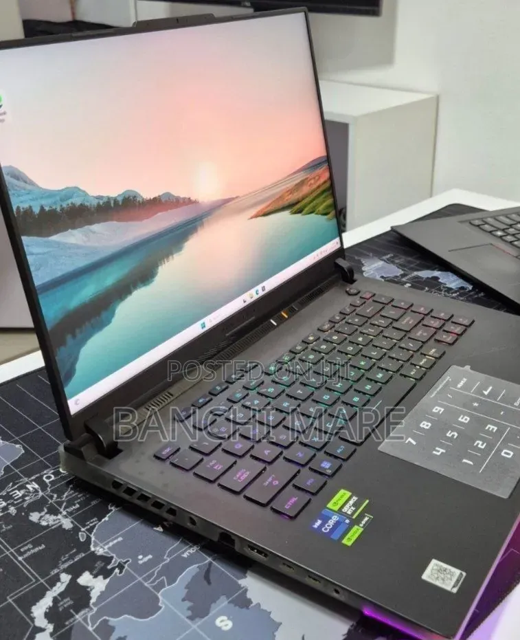 New Laptop Asus ROG Strix G15 16GB Intel Core i9 SSD 1T