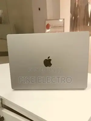 New Laptop Apple MacBook Pro 2021 M1 32GB Apple M1 Pro SSD 1T
