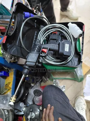 Chargable Pressure Washer