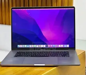 New Laptop Apple MacBook Pro 2018 32GB Intel Core i9 SSD 2T