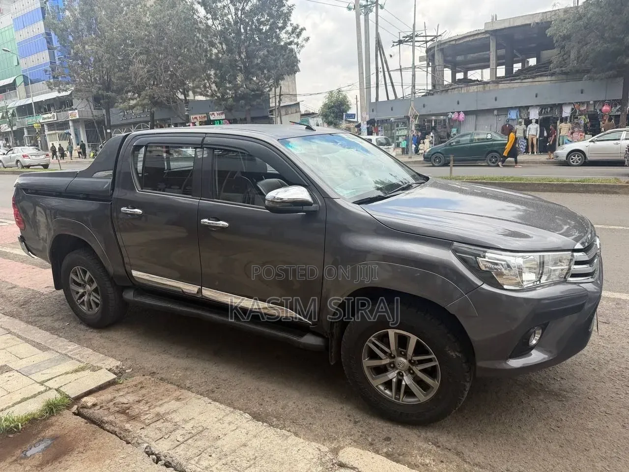 Toyota Hilux 2018 Gray