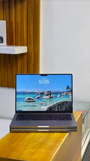 New Laptop Apple MacBook Pro 2021 M1 32GB Apple M1 Pro SSD 512GB