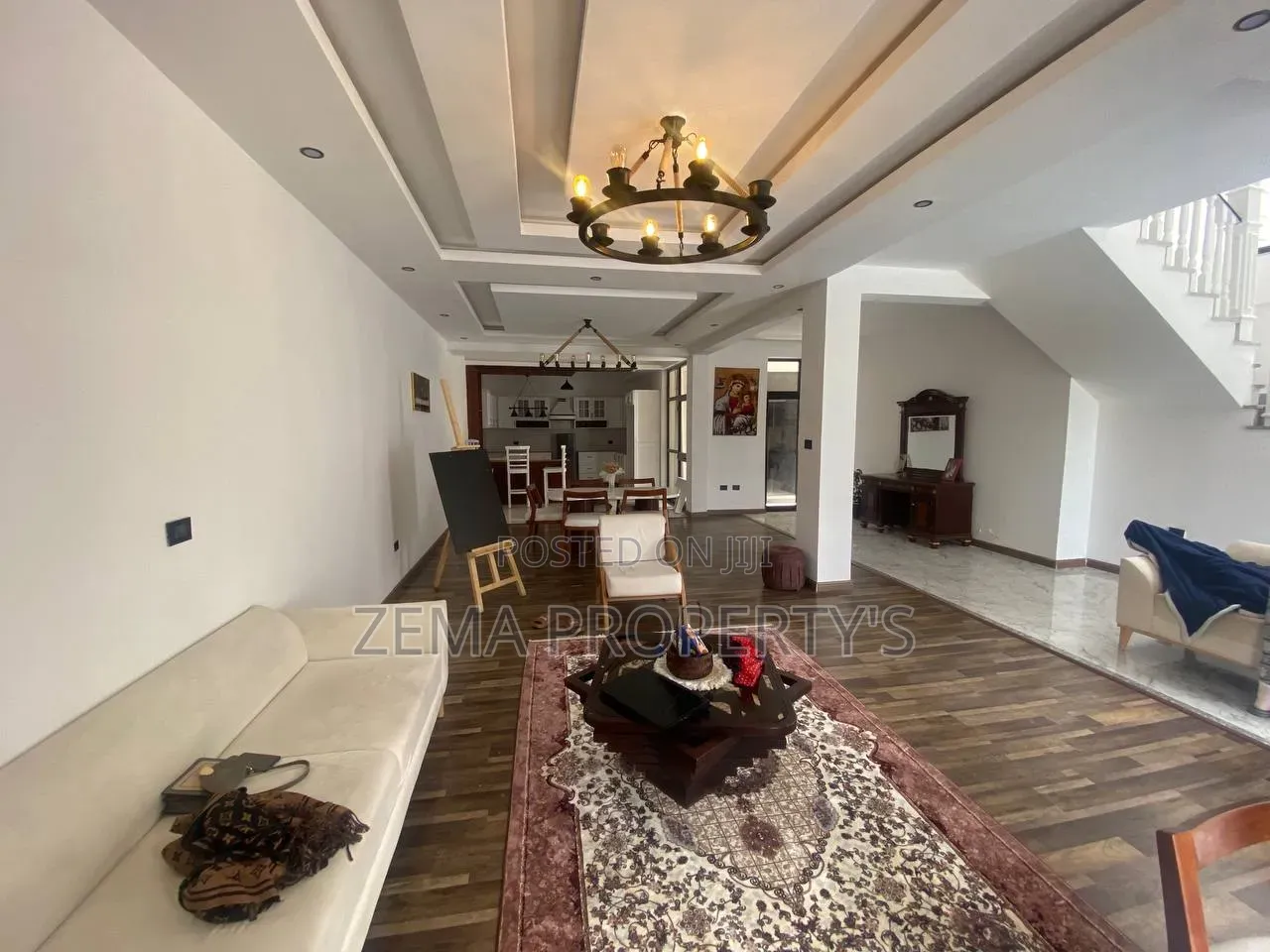 5bdrm House in Zema, Bole for sale