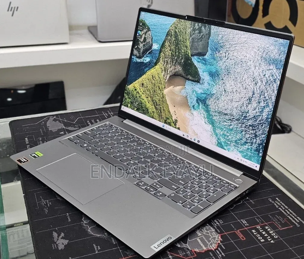 New Laptop HP 32GB AMD Ryzen 7 SSD 512GB