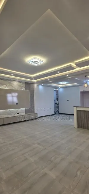 3bdrm Condo in ጆን ደላላ, Bole for sale