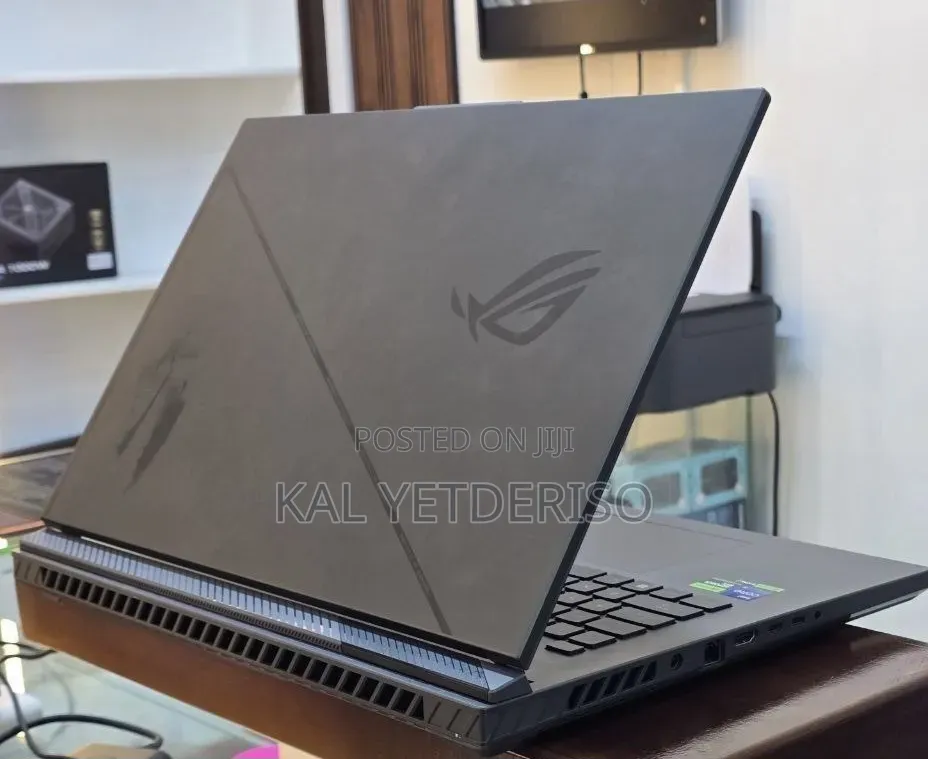 New Laptop Asus ROG Strix G15 16GB Intel Core i9 SSD 1T