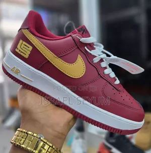 Nike Air Force 1