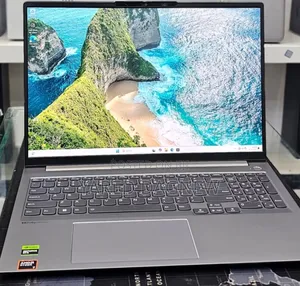New Laptop Lenovo 32GB AMD Ryzen 7 SSD 512GB