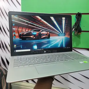 Laptop HP Pavilion 15 8GB Intel Core i5 HDD+SSD 128GB