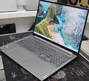 New Laptop Lenovo 32GB AMD Ryzen 7 SSD 512GB