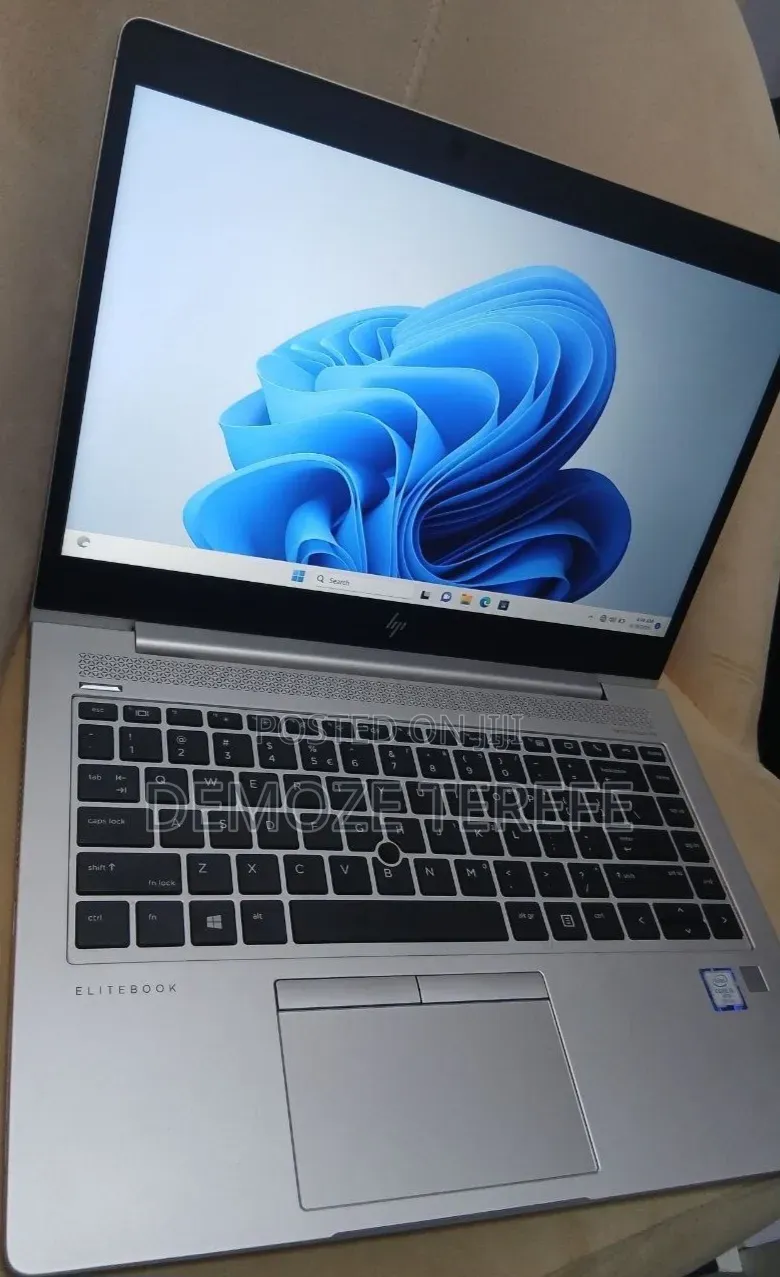 New Laptop HP EliteBook 840 8GB Intel Core i5 SSD 512GB