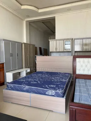 Laminate Bed
