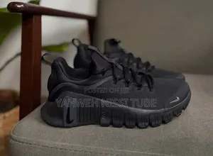 Nike Free Metcon 6 Trainers "Triple Black"