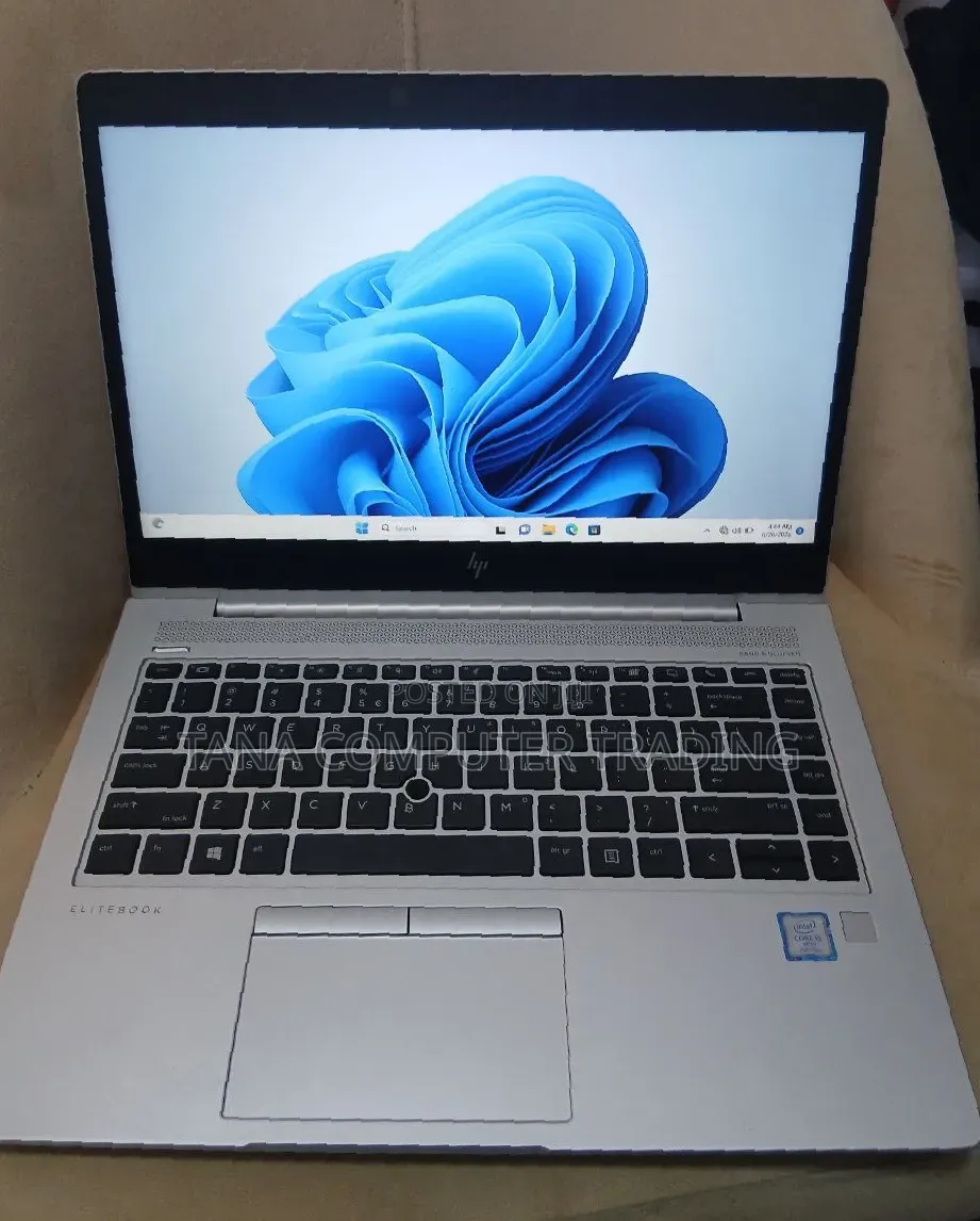 New Laptop HP EliteBook 840 8GB Intel Core i5 SSD 512GB
