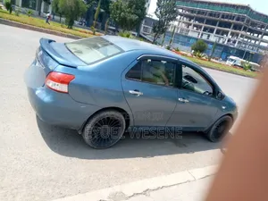 Toyota Belta 2008 Blue