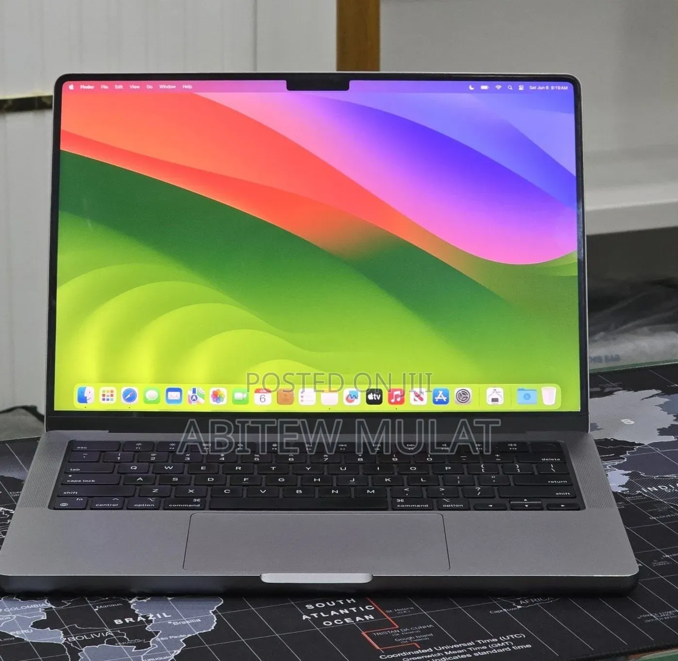 New Laptop Apple MacBook Pro 2023 M3 8GB Apple M3 Pro SSD 512GB