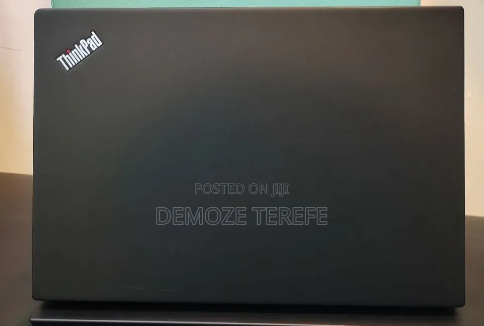New Laptop Lenovo ThinkPad T490s 32GB Intel Core i7 SSD 512GB