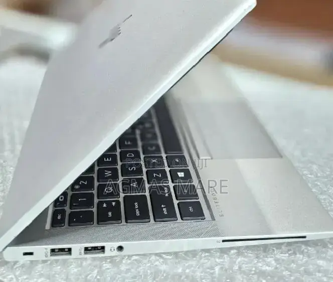 New Laptop HP EliteBook 840 G8 16GB Intel Core i7 SSD 512GB