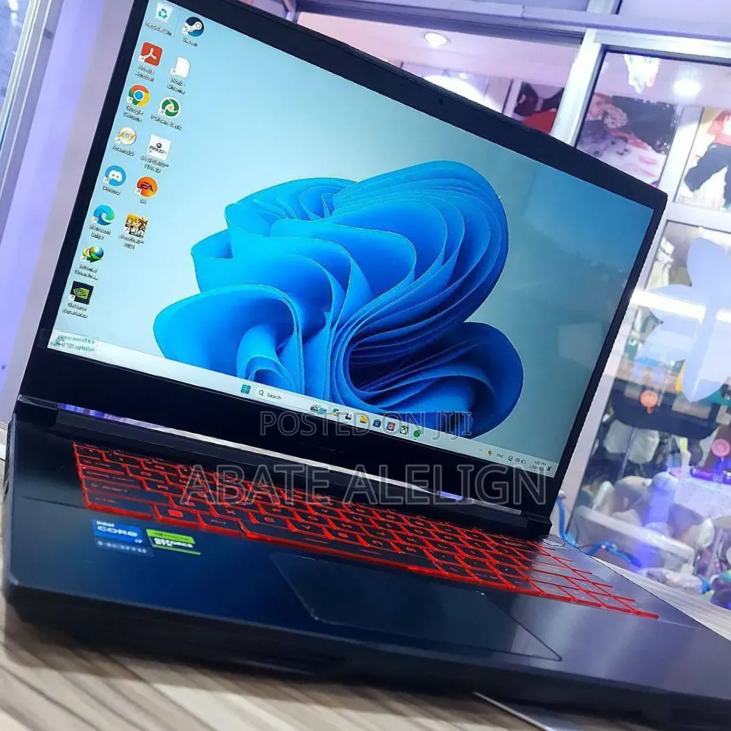 New Laptop MSI Katana 15 16GB Intel Core i7 SSD 512GB