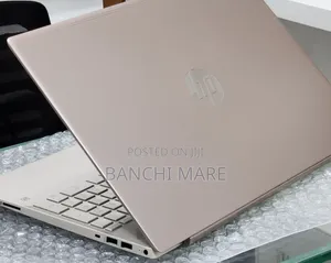 New Laptop HP Pavilion 15 8GB Intel Core i5 SSD 512GB